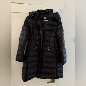 Moncler puffer sz 3